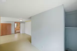2984 Myrtle St, North Bend, OR 97459 - Photo 30