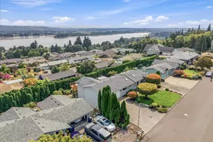 1720 9th St, Columbia City, OR 97018 - Photo 34