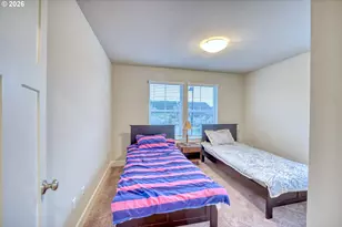 8303 SE Sitka St, Hillsboro, OR 97123 - Photo 24