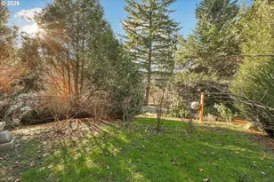 10547 SE Charlotte Dr, Happy Valley, OR 97086 - Photo 46