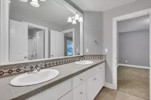 10547 SE Charlotte Dr, Happy Valley, OR 97086 - Photo 34