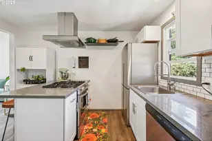 13943 SE Lincoln St, Portland, OR 97233 - Photo 14