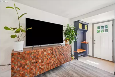 13943 SE Lincoln St #A, Portland, OR 97233 - Photo 6