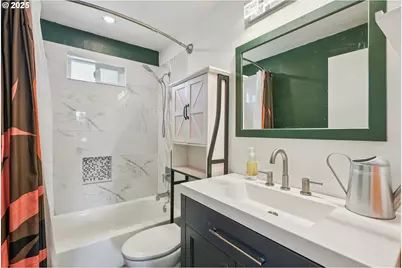 13943 SE Lincoln St #A, Portland, OR 97233 - Photo 16