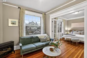 2109 NW Irving St, Portland, OR 97210 - Photo 6