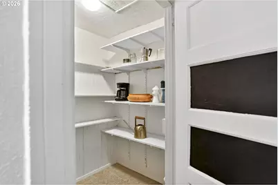 2109 NW Irving St #205, Portland, OR 97210 - Photo 24