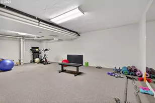 2325 NE Flanders St, Portland, OR 97232 - Photo 26