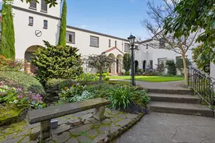 2325 NE Flanders St, Portland, OR 97232 - Photo 38