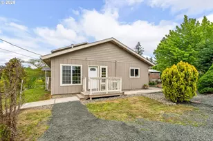 250 Valley View Rd, Sutherlin, OR 97479 - Photo 34