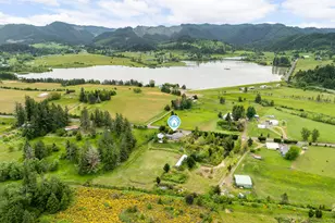 250 Valley View Rd, Sutherlin, OR 97479 - Photo 40