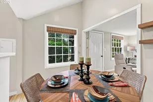 1824 NW 26th St, Lincoln City, OR 97367 - Photo 8