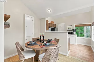 1824 NW 26th St, Lincoln City, OR 97367 - Photo 4