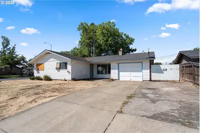 7675 Gladstone Ave, White City, OR 97503 - Photo 2