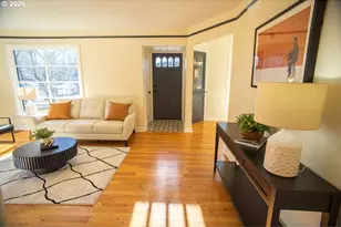 118 E 38th St, Vancouver, WA 98663 - Photo 8