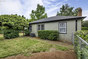 1013 NE Birchwood Dr, Hillsboro, OR 97124 - Photo 24