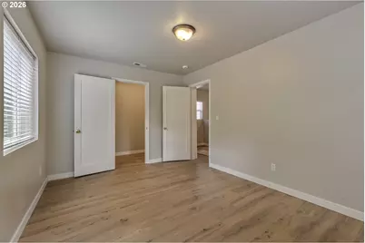 1013 NE Birchwood Dr, Hillsboro, OR 97124 - Photo 18