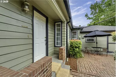 1013 NE Birchwood Dr, Hillsboro, OR 97124 - Photo 4