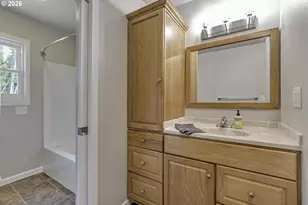 1013 NE Birchwood Dr, Hillsboro, OR 97124 - Photo 16