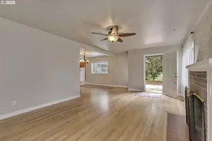 1013 NE Birchwood Dr, Hillsboro, OR 97124 - Photo 8