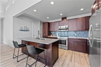 30414 Driftwood Dr, Gold Beach, OR 97444 - Photo 4