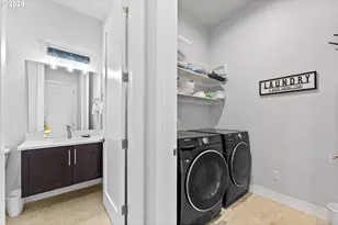 30414 Driftwood Dr, Gold Beach, OR 97444 - Photo 12