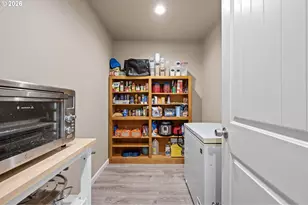 678 5th Ave, Sweet Home, OR 97386 - Photo 24