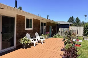 1844 NE Crestview Pl, Newport, OR 97365 - Photo 6