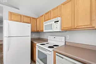 593 Hanover St, Eugene, OR 97402 - Photo 12