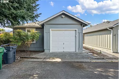 593 Hanover St, Eugene, OR 97402 - Photo 2