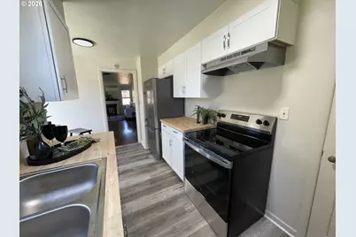 465 Davis St, Eugene, OR 97402 - Photo 12
