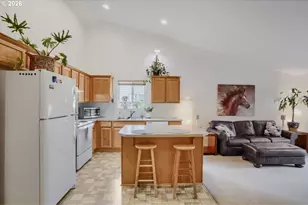 912 12th St, Lafayette, OR 97127 - Photo 8