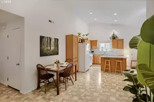 912 12th St, Lafayette, OR 97127 - Photo 12