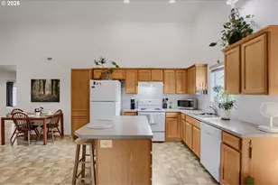 912 12th St, Lafayette, OR 97127 - Photo 10