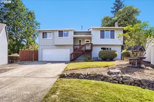 740 SE Camellia Ct, Hillsboro, OR 97123 - Photo 2