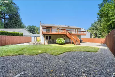 740 SE Camellia Ct, Hillsboro, OR 97123 - Photo 28