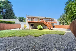 740 SE Camellia Ct, Hillsboro, OR 97123 - Photo 28