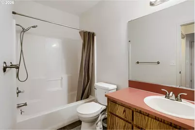 740 SE Camellia Ct, Hillsboro, OR 97123 - Photo 26
