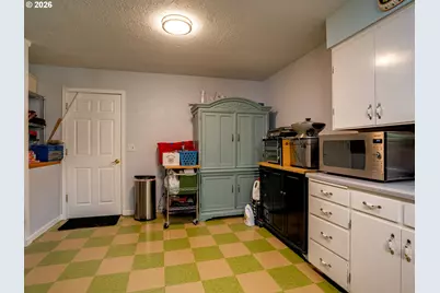 9250 NE Levee Rd, Portland, OR 97211 - Photo 8