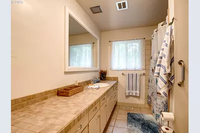 9250 NE Levee Rd, Portland, OR 97211 - Photo 14