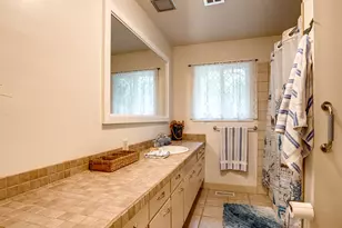 9250 NE Levee Rd, Portland, OR 97211 - Photo 14