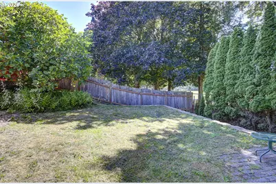 1556 NE 27th Ter, Gresham, OR 97030 - Photo 32