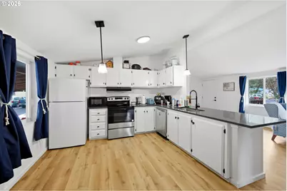 1949 SE Palmquist Rd #1, Gresham, OR 97080 - Photo 10