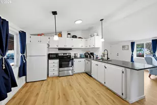 1949 SE Palmquist Rd, Gresham, OR 97080 - Photo 10
