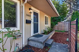 7444 SE 84th Ave, Portland, OR 97266 - Photo 2
