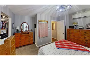 241 SE Johnson St, Winston, OR 97496 - Photo 12