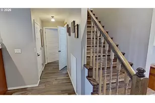 241 SE Johnson St, Winston, OR 97496 - Photo 14