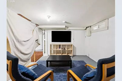 1130 NE Brazee St, Portland, OR 97212 - Photo 32