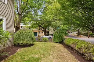 1130 NE Brazee St, Portland, OR 97212 - Photo 34