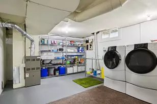 1130 NE Brazee St, Portland, OR 97212 - Photo 32