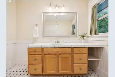 1130 NE Brazee St, Portland, OR 97212 - Photo 24